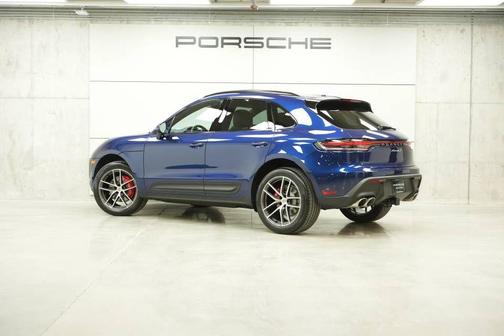 Blue Metallic 2026 Porsche Macan S