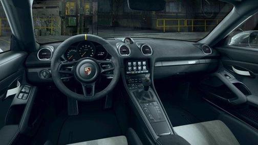 2023 Porsche 718 Cayman GT4 RS