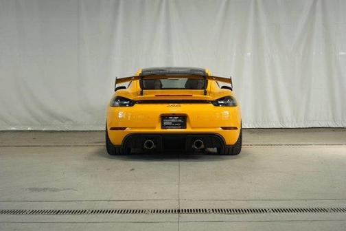 2023 Porsche 718 Cayman GT4 RS