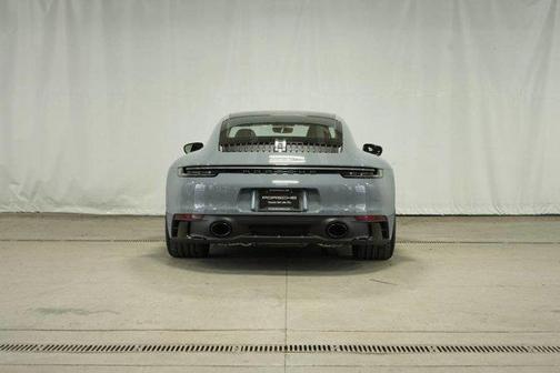 2024 Porsche 911 Carrera GTS