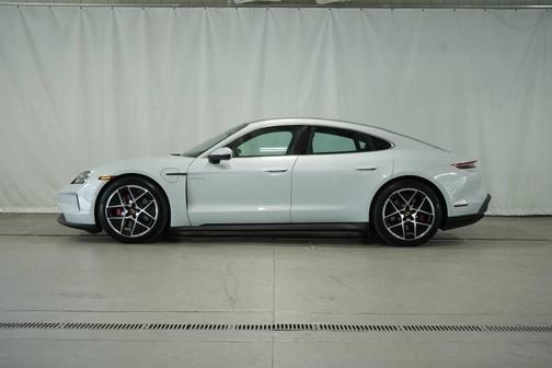 2025 Porsche Taycan 4S