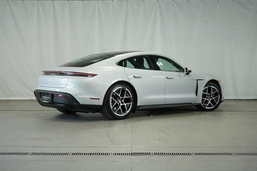 2025 Porsche Taycan 4S