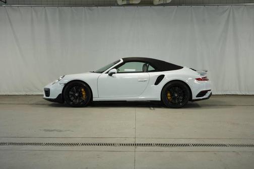 2017 Porsche 911 Turbo S