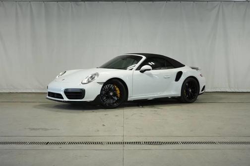 2017 Porsche 911 Turbo S