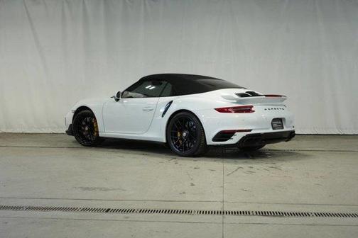 2017 Porsche 911 Turbo S