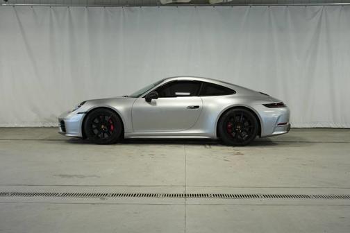 2025 Porsche 911 Carrera S