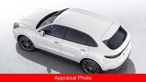 White 2022 Porsche Cayenne