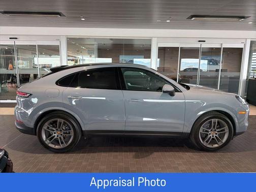 Arctic Grey 2024 Porsche Cayenne AWD