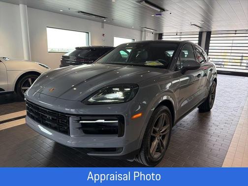 Arctic Grey 2024 Porsche Cayenne AWD
