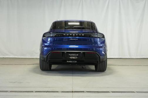 2024 Porsche Macan Electric 4