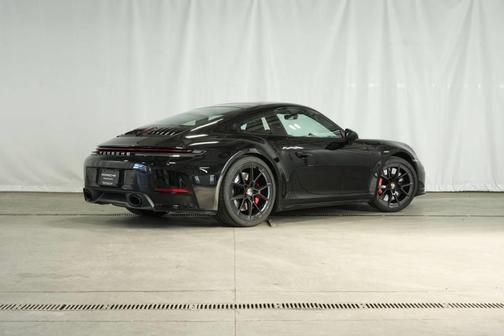 2025 Porsche 911 Carrera S