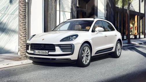 2025 Porsche Macan Base
