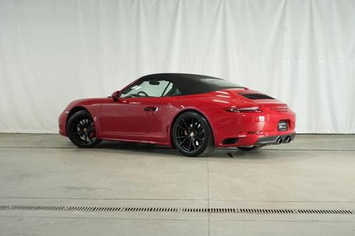 2017 Porsche 911 Carrera 4S