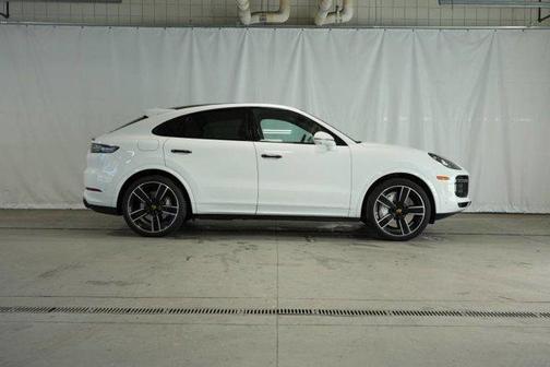 2022 Porsche Cayenne Turbo Coupe AWD