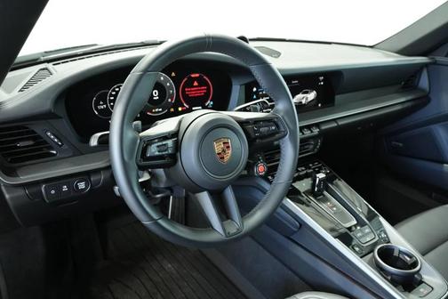 2025 Porsche 911 Carrera