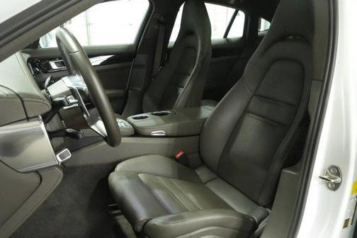 2020 Porsche Panamera 4