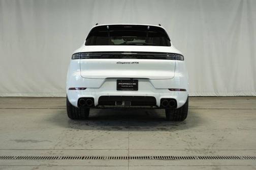 2026 Porsche Cayenne GTS