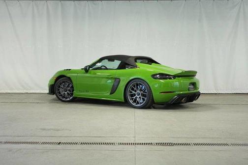 2025 Porsche 718 Spyder RS
