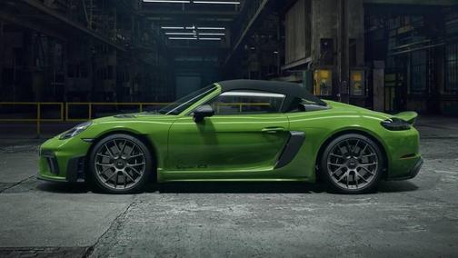 2025 Porsche 718 Spyder RS