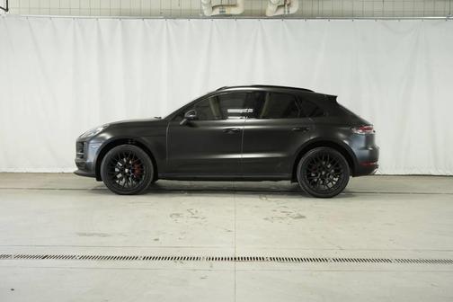 2021 Porsche Macan S