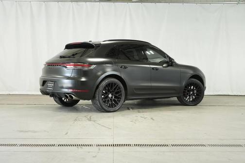 2021 Porsche Macan S