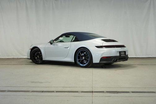 2025 Porsche 911 Carrera T