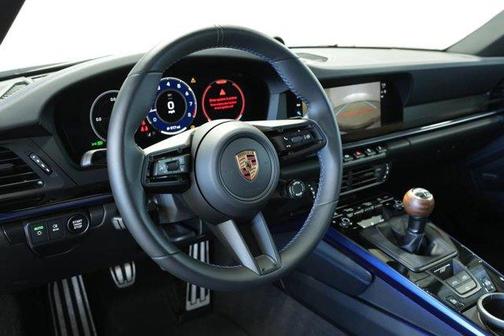 2025 Porsche 911 Carrera T