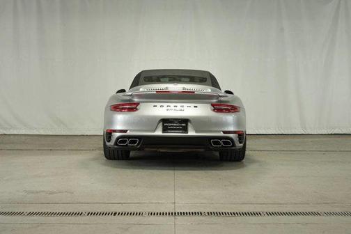 2018 Porsche 911 Turbo