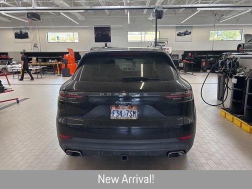 Black 2019 Porsche Cayenne Base