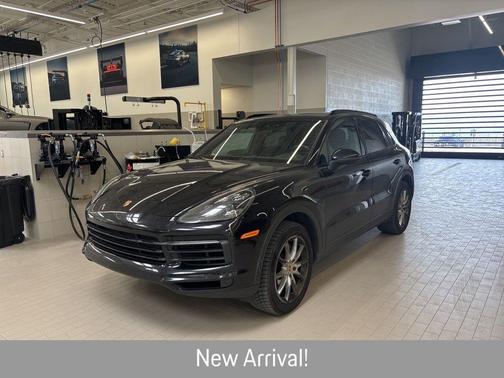 Black 2019 Porsche Cayenne Base