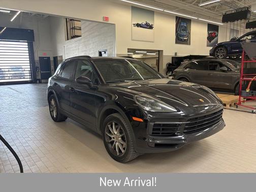 Black 2019 Porsche Cayenne Base