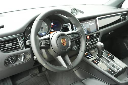 Volcano Grey Metallic 2026 Porsche Macan S