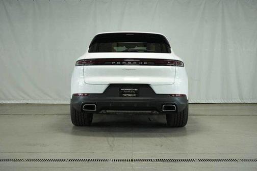 2024 Porsche Cayenne Base