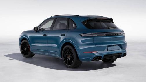 Montego Blue Metallic 2026 Porsche Cayenne GTS