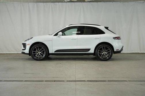 Carrara White 2025 Porsche Macan