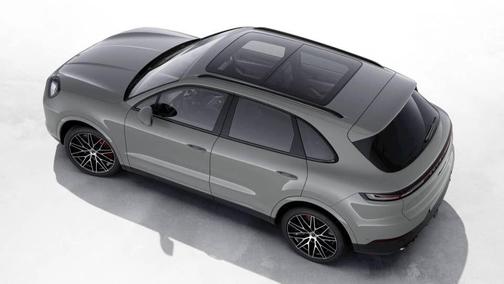 Chalk 2024 Porsche Cayenne S