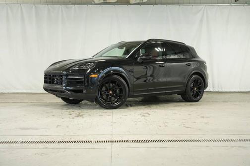 2026 Porsche Cayenne Base