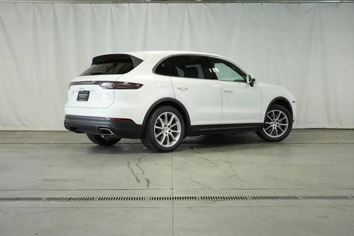 2023 Porsche Cayenne 