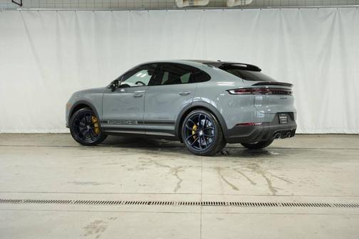 2026 Porsche Cayenne Turbo GT