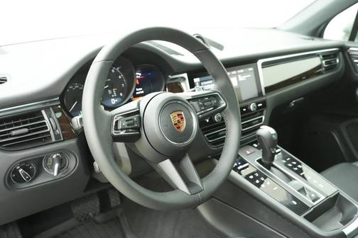 Chalk 2026 Porsche Macan Base
