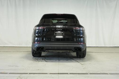2023 Porsche Cayenne