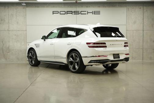 Uyuni White 2025 Genesis GV80 3.5T Prestige