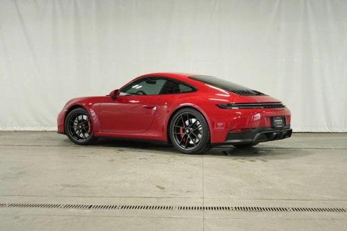 2025 Porsche 911 Carrera GTS
