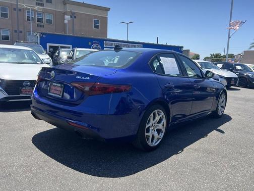 2022 Alfa Romeo Giulia Ti