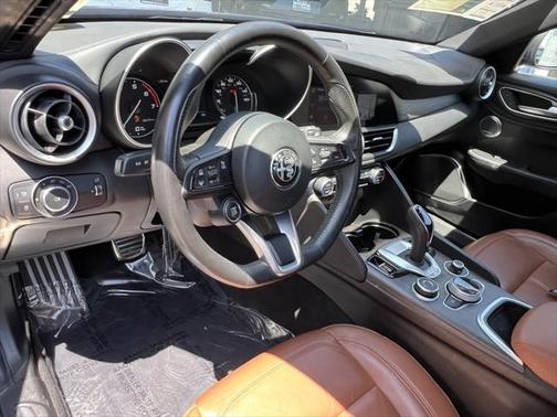 2022 Alfa Romeo Giulia Ti
