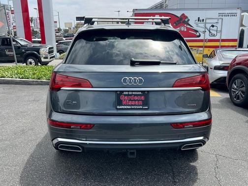 2022 Audi Q5 45 S line Premium Plus