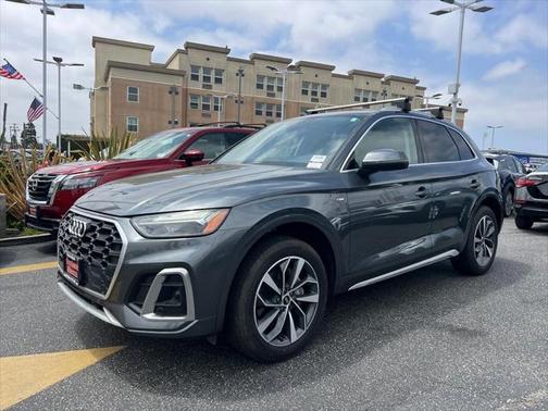 2022 Audi Q5 45 S line Premium Plus