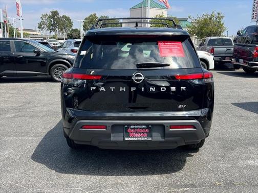 2024 Nissan Pathfinder SV FWD