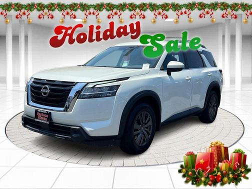 2022 Nissan Pathfinder SV