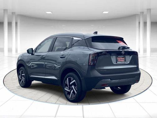 Gun Metallic 2026 Nissan Kicks SV